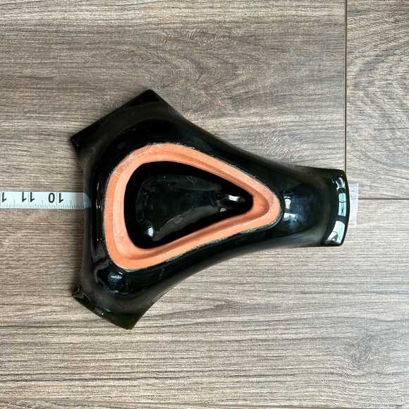 Vintage Turquoise Boomerang Drip Glaze Ashtray - Picture 4 of 4